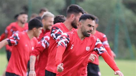 Alanyasporda Sivasspor maçı hazırlıklarında tam hız devam